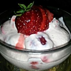 A picture of Sig's Strawberry icy delight.