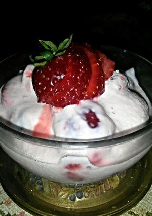 A picture of Sig's Strawberry icy delight.