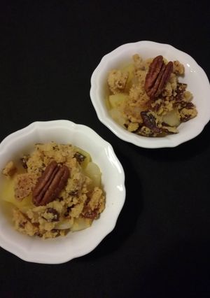 Une photo de Crumble pommes-poires sirop d'érable et noix de Pécan