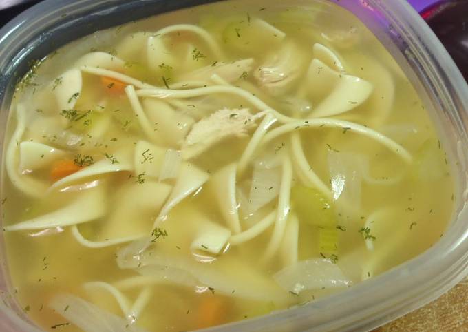 Mom's Chicken Noodle Soup Recipe by Janet Arthur Farmer - Cookpad