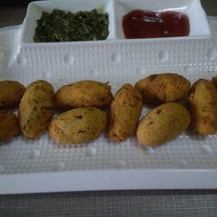 A picture of Spicy Leftover Rice Nuggets.