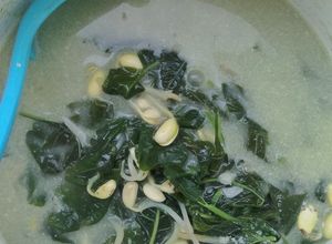 Foto resep Bobor Bayam & Kecambah Dele