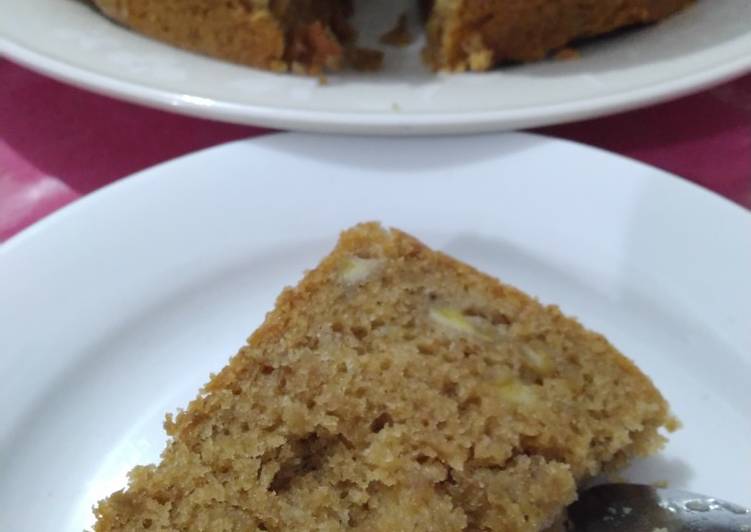 Banana Sponge Cake (palm sugar)