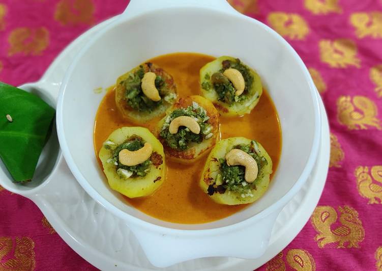 Recipe of Homemade Banarasi Stuff Dum Aloo in Chaat Flavour