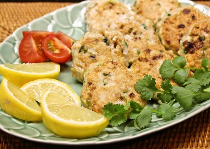 Cilantro Chicken Burgers