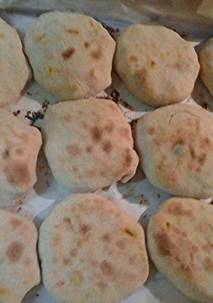 A picture of Vegetarian pie pockets.
