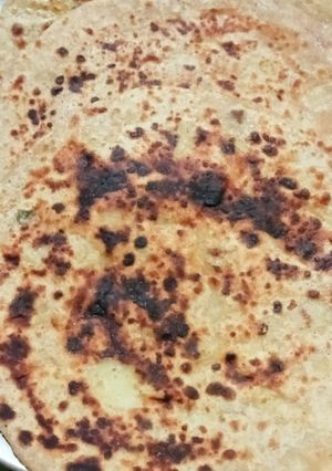 आलू के पराठे (Aloo ke parathe recipe in hindi) रेसिपी मुख्य फोटो