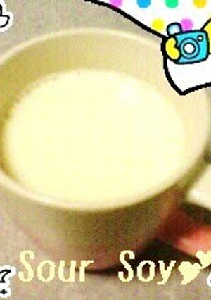 A picture of Just 3 Ingredients: Hot Vinegar Soy Milk.