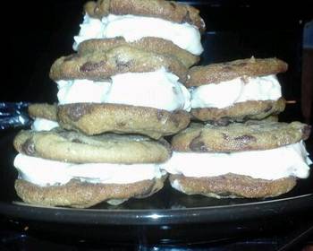 Without Fail Serving Recipe Peanutbutter  Chocolate Chip Sweet Creamcheese Sandwich Cookies Delicious Simple