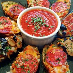 A picture of Ray's' ~Pizza Skins~.