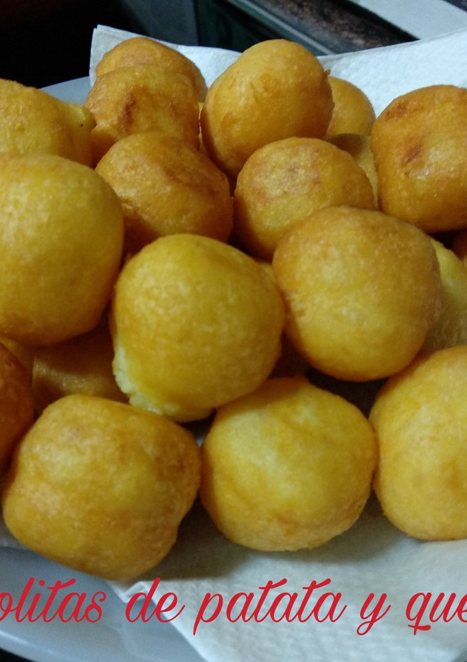 Una foto de Bolitas de patata y queso