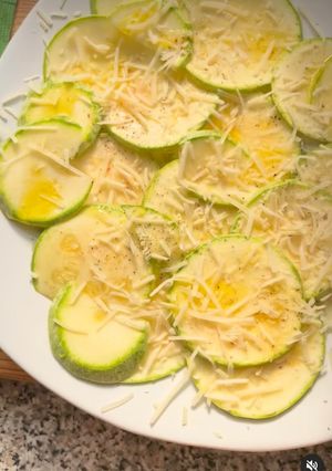 Una foto de Carpaccio de calabaza