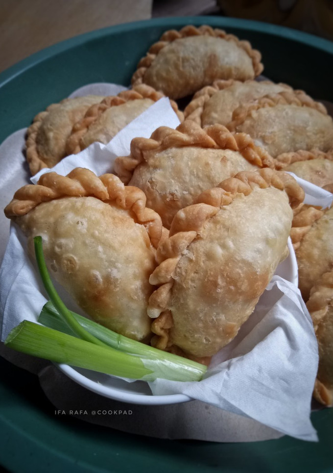 Foto resep Pastel Isi Wortel, Kentang & Telur