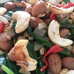 A picture of Sig's Mexico meets Morocco Salad,or visa versa.