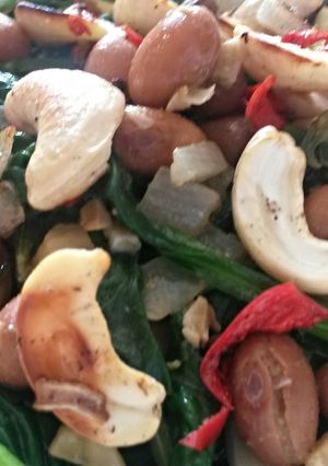 A picture of Sig's Mexico meets Morocco Salad,or visa versa.
