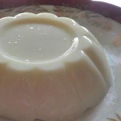 A picture of Refreshing Yogurt Jelly.