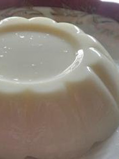 A picture of Refreshing Yogurt Jelly.