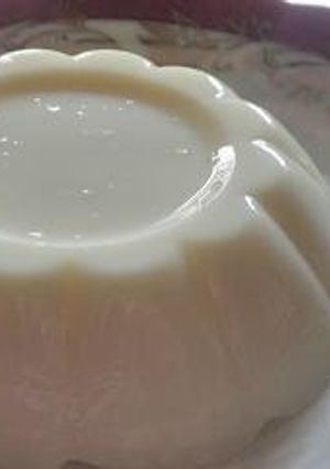 A picture of Refreshing Yogurt Jelly.