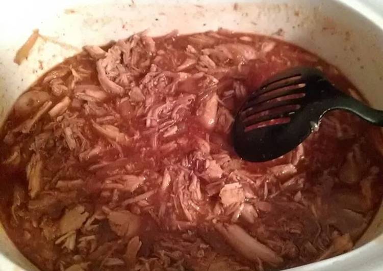 Root Beer Pulled Pork - Crock Pot Recipe