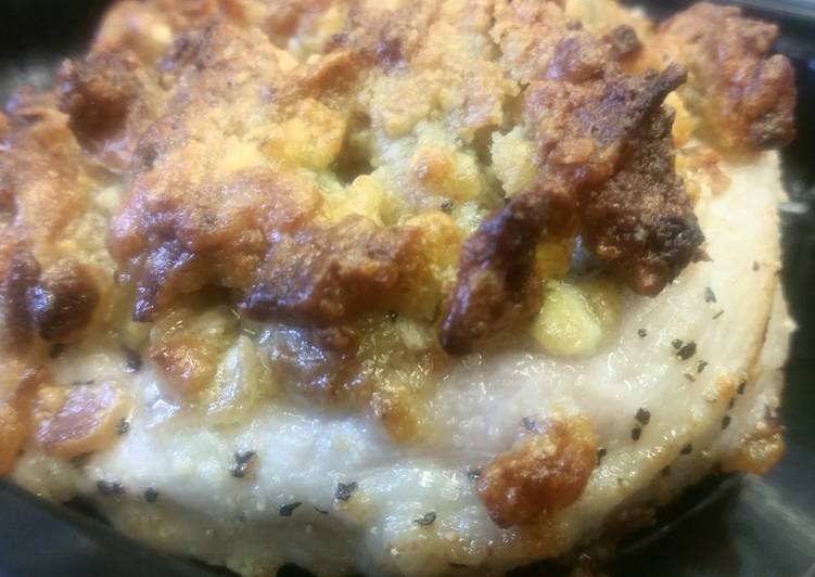 Recipe: Delicious Bleu Cheese Crusted Pork Chops
