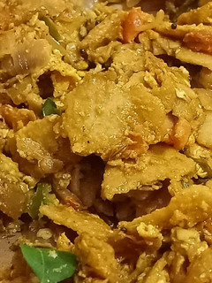 முட்டை கொத்து சப்பாத்தி (muttai kothu chappathi recipe in Tamil) செய்முறை முக்கிய புகைப்படம்