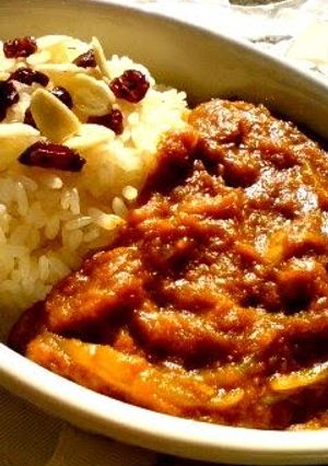 A picture of Savory Veggie-Filled Curry.