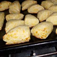 Una foto de Scons de queso