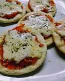 Pizza o pizzetas de semolín
