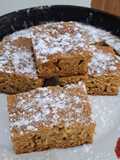Prăjitură rapidă cu mere (cu gust de banana bread)