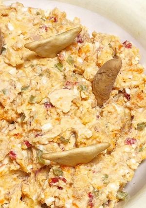 Una foto de Ensaladilla rusa cremosa al estilo de Ricard Camarena