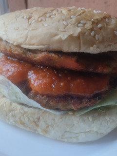 Una foto de Hamburguesas🍔de berenjena y atún🍆🧆🥙