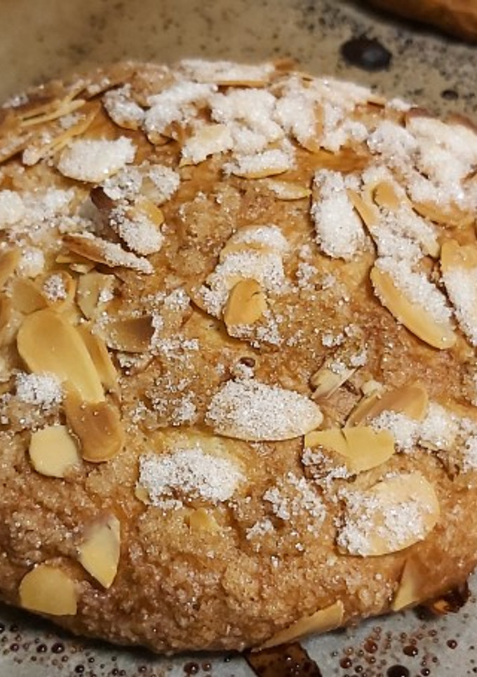 Una foto de Pan de aceite con almendras