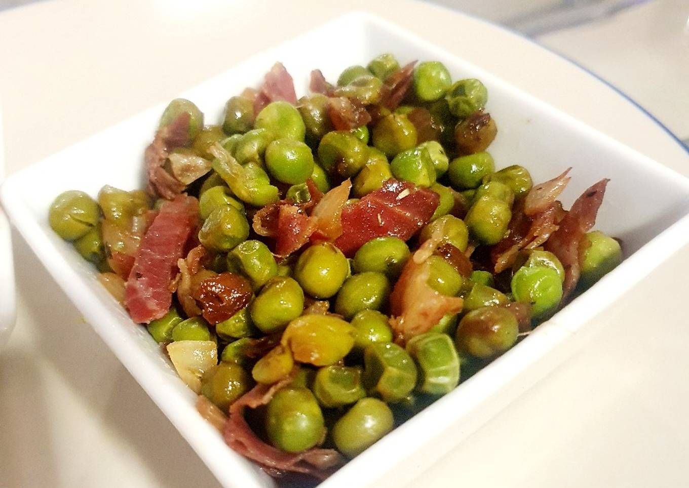 Guisantes con jamón
