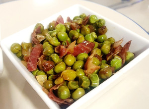 Foto principal de Guisantes con jamón