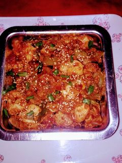 ড্রাই চিলি চিকেন (Dry chili chicken recipe in Bengali) রেসিপির প্রধান ছবি