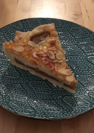 Une photo de Tarte aux poires amandine