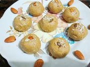 A picture of jaggery ladoo