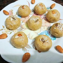 A picture of Healthy Tasty High Protein Sattu Ladoo.