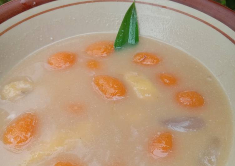 Kolak Biji Salak with kolang kaling dan pisang^^