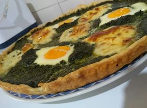 Una foto de Tarta de acelga, huevo y queso mantecoso