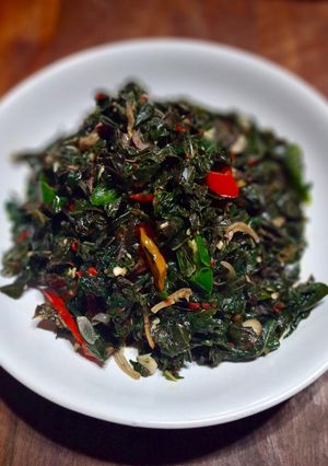 Foto resep Tumis Daun Singkong Ikan Teri