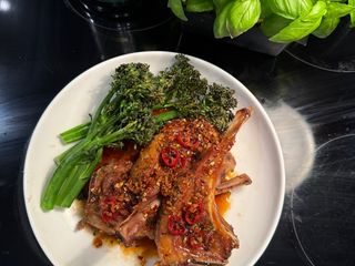 Spicy honey garlic lamb chops ✨