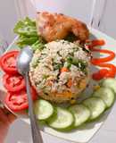 Cơm chiên đùi gà