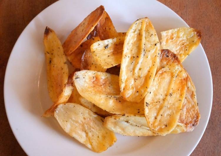 Baked Herby Potato Crisps Recipe By Bianca Mwale Cookpad