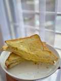 Roti Panggang Keju Susu
