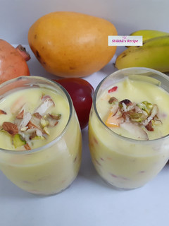 A picture of Fruit custard.