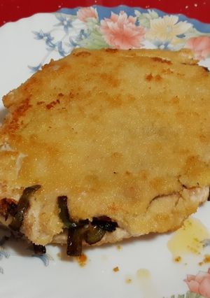 Una foto de Cachopo de pavo relleno con verduras y Cabrales