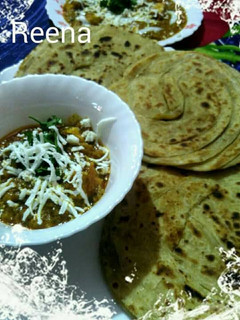पनीर साथ में लच्छा पराठा (Paneer with lacha paratha recipe in hindi) रेसिपी मुख्य फोटो