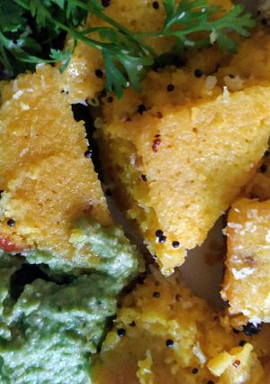 A picture of Instant golden dhokla with groundnut coriander chutney.
