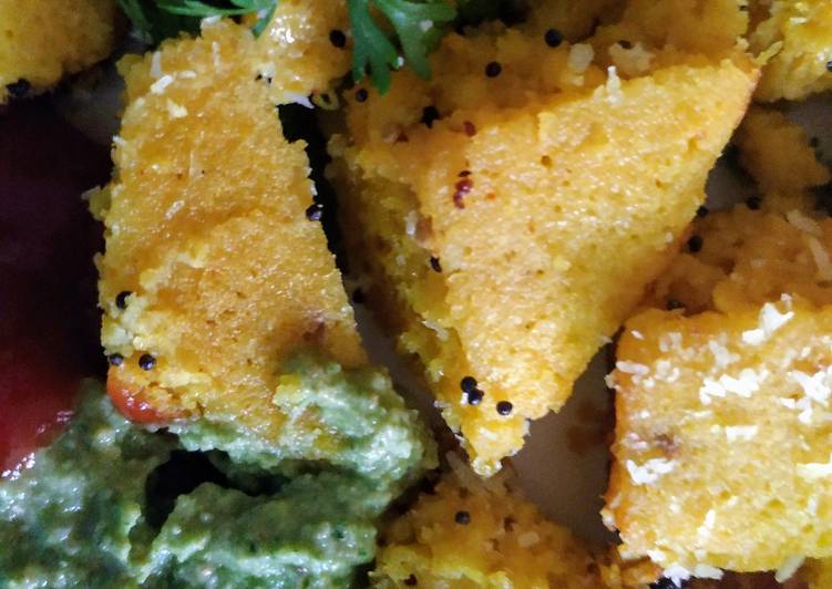 Recipe of Delicious Instant golden dhokla with groundnut coriander chutney